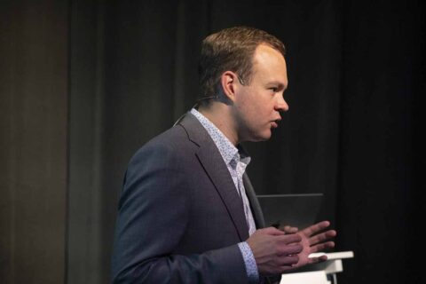 Verpleegkundige Florian van Hunnik zet EPD aan het werk