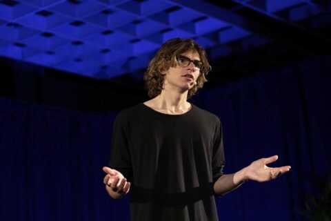 Teun Toebes: ‘Luister naar de stem van de medemens met dementie’