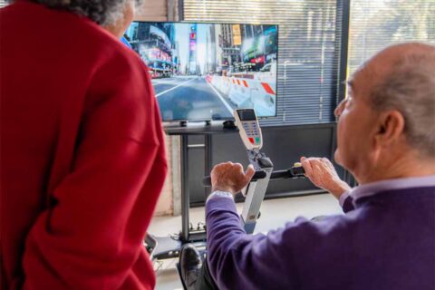 Virtueel fietsen met Fietslabyrint brengt autonomie en levensvreugde