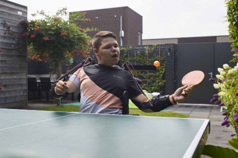 Yumen Bionics brengt Duchenne-patiënten in beweging